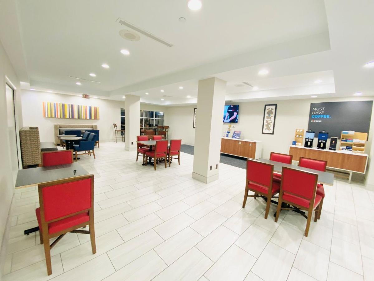 Holiday Inn Express & Suites Houston East - Baytown, An Ihg Hotel Exteriér fotografie