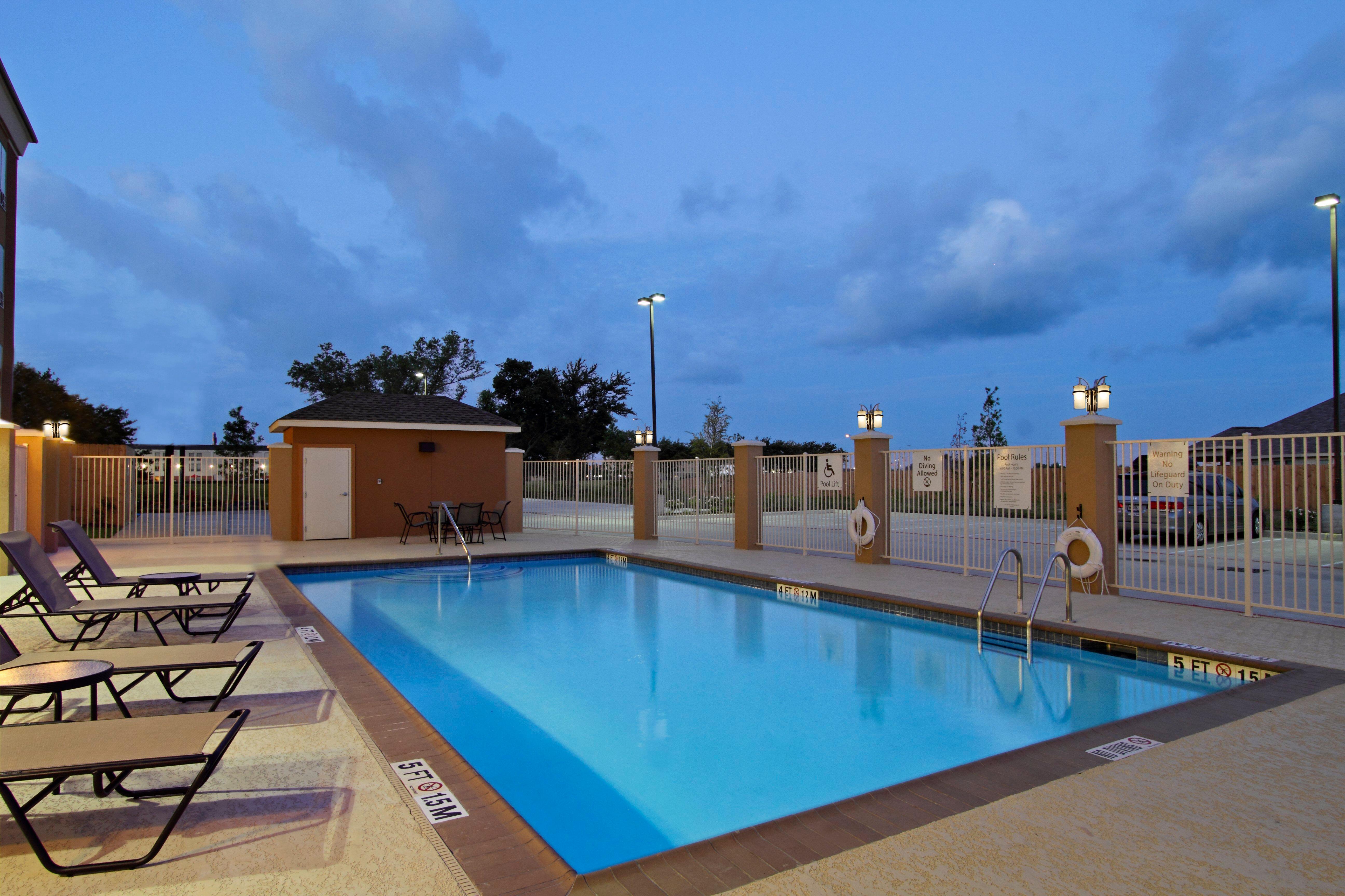 Holiday Inn Express & Suites Houston East - Baytown, An Ihg Hotel Exteriér fotografie